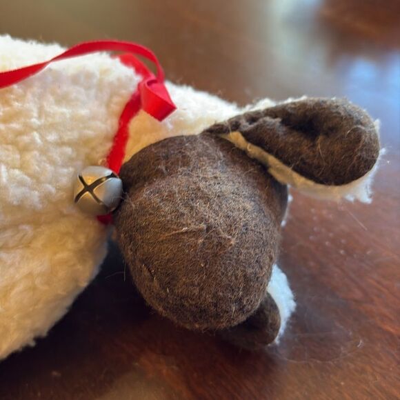Vintage stuffed sheep with bell - Picture 4 of 6